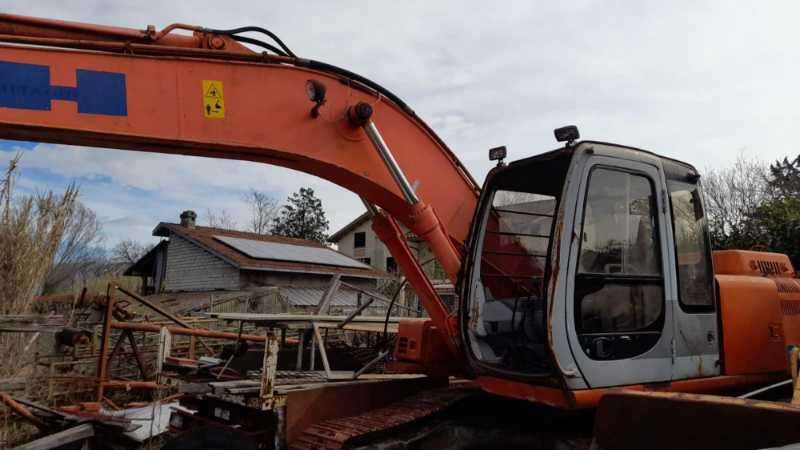 OmecoHub - FIAT HITACHI EX215